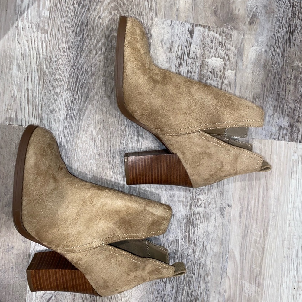 Charlotte Russe suede tan booties
